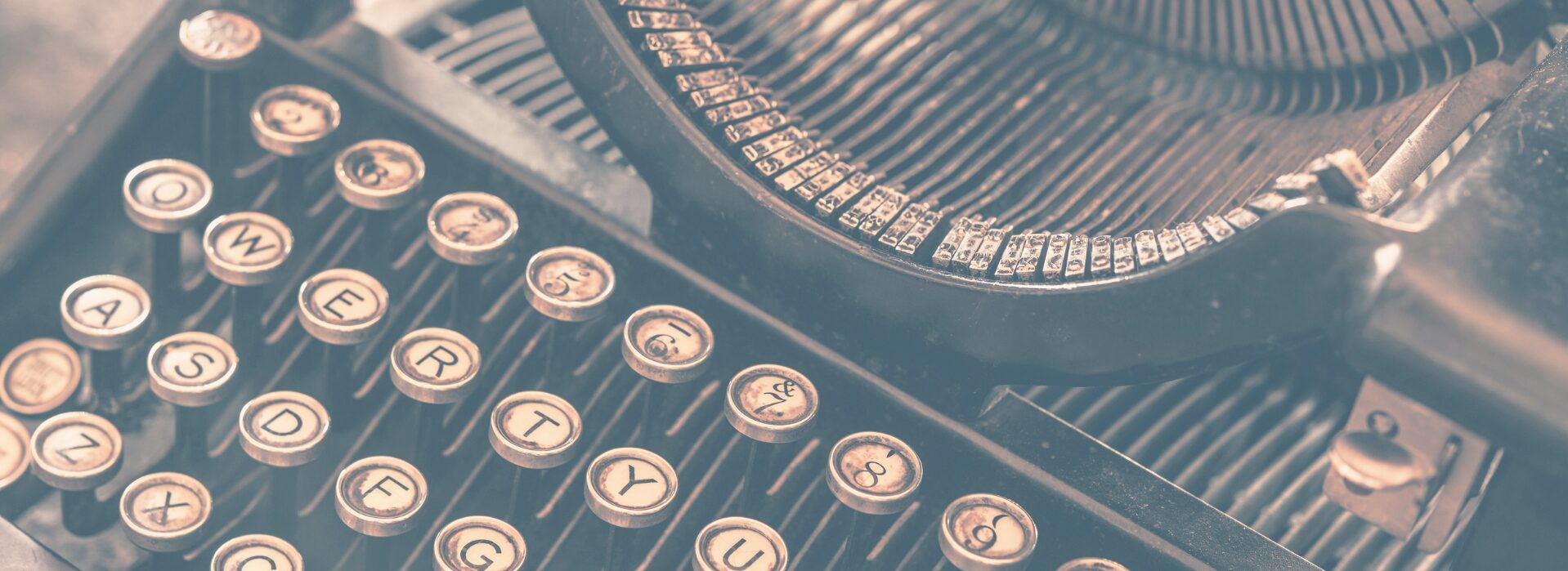 Sara Thomas | Historical Fiction